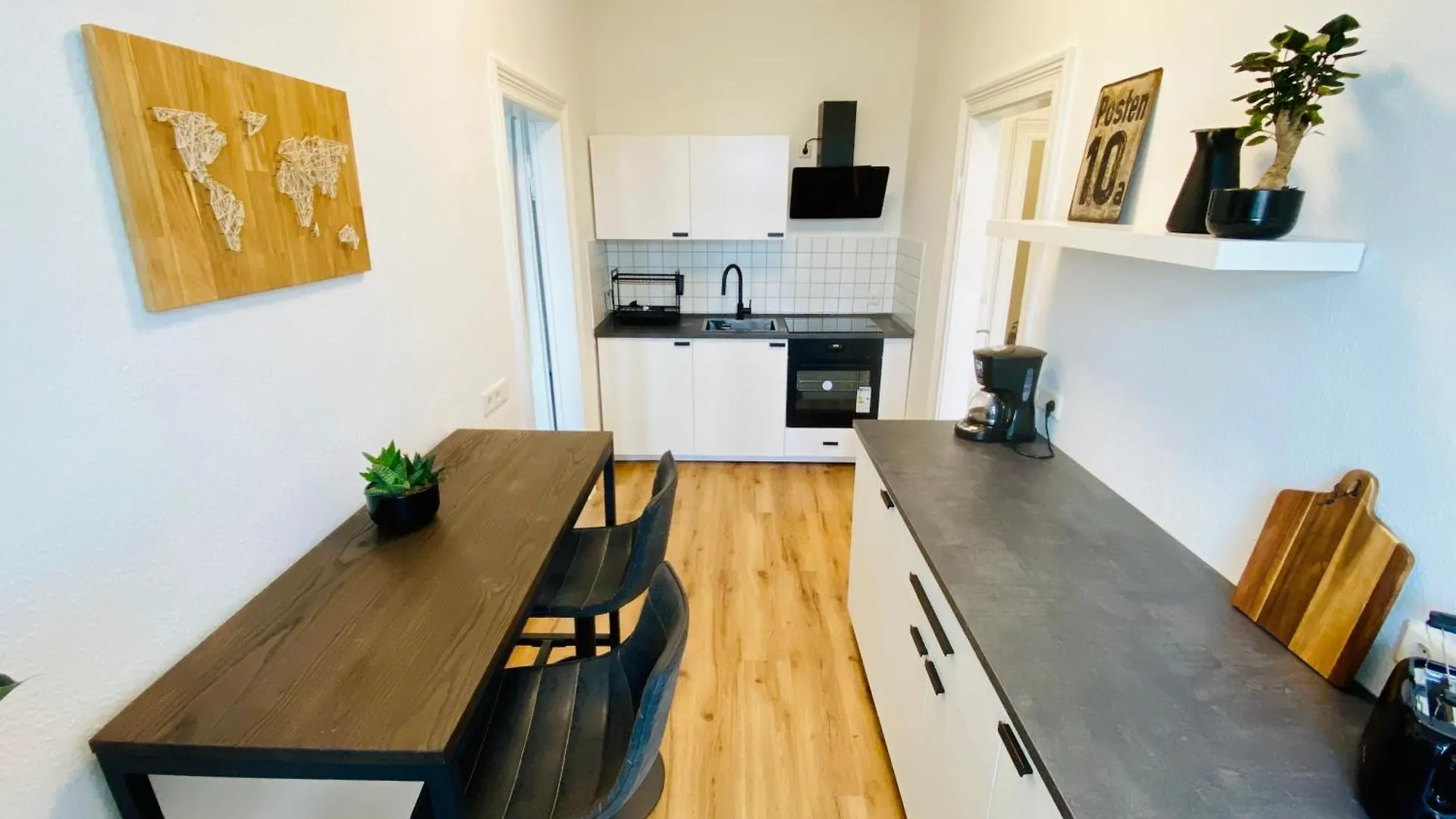 Large Apartment In Pieschen Dresden Germany